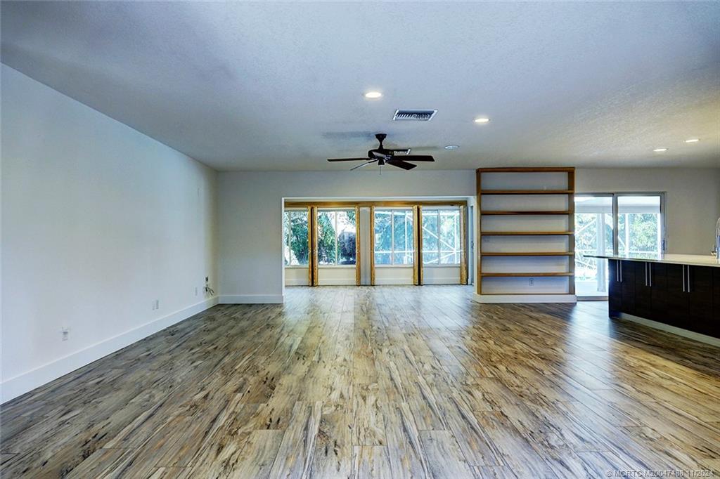 18 Palm Road