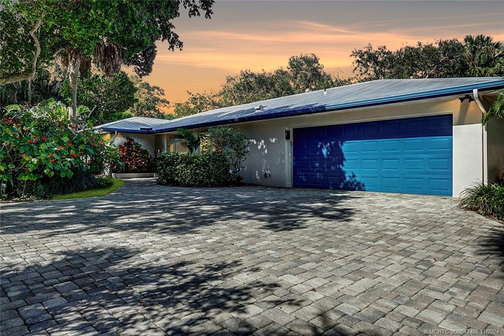 18 Palm Road