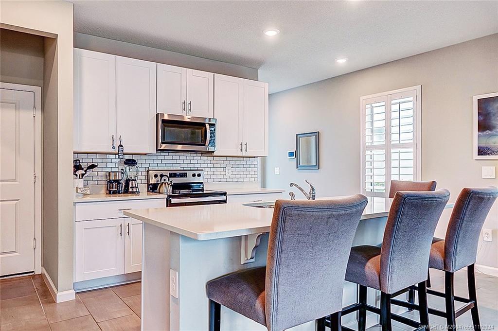 351 SE Angler Drive