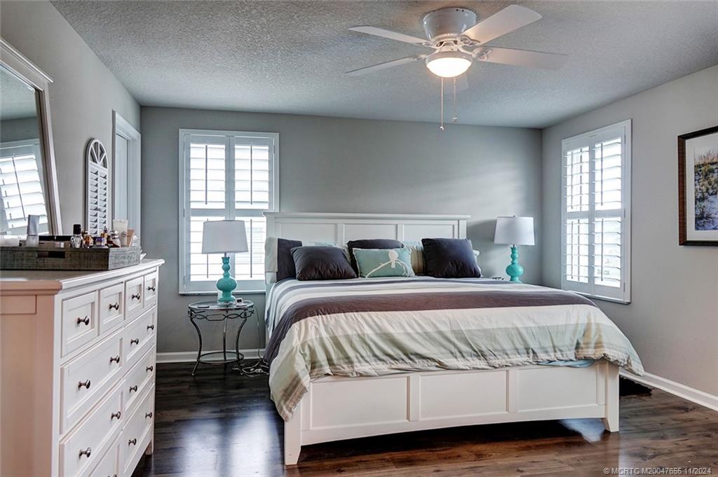 351 SE Angler Drive
