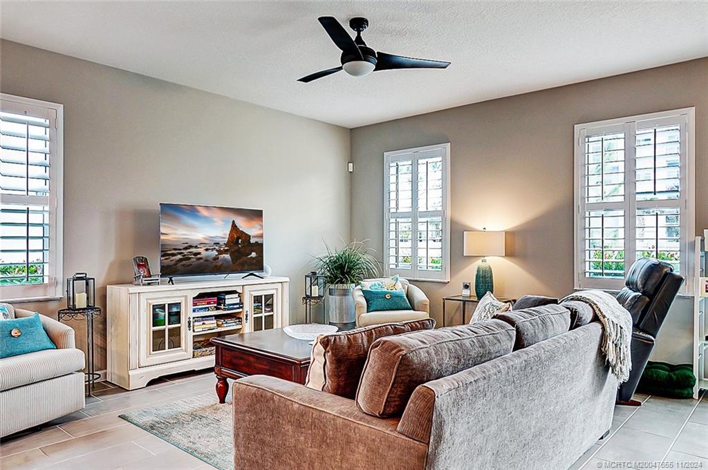 351 SE Angler Drive