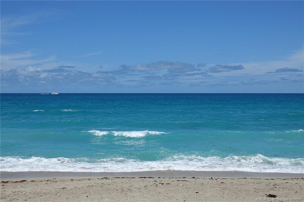 9940 S Ocean Drive 809