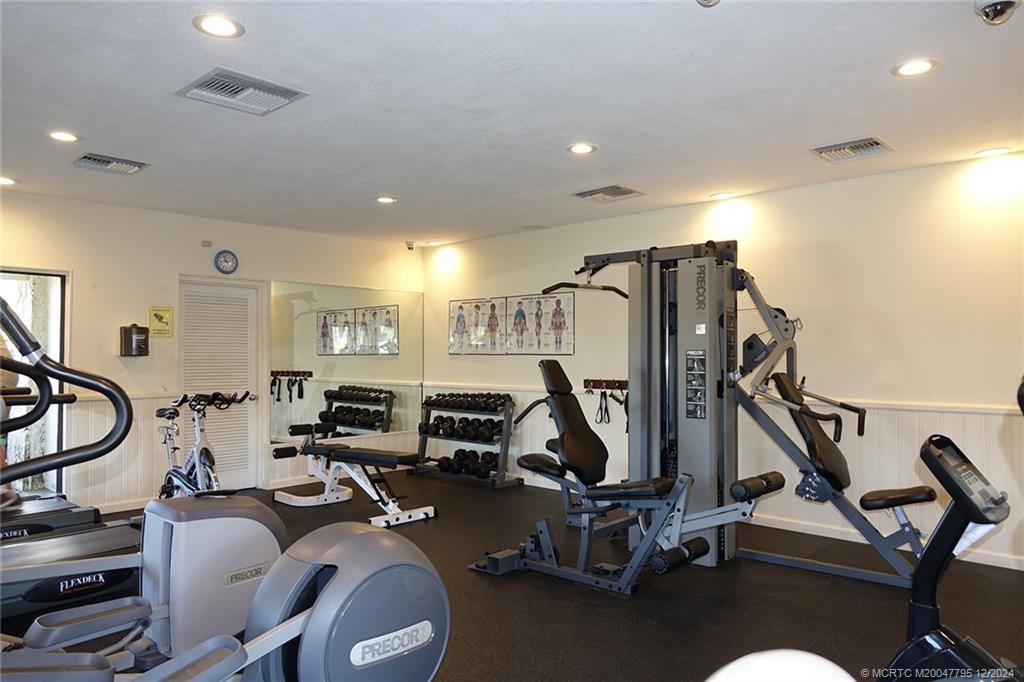 9940 S Ocean Drive 809