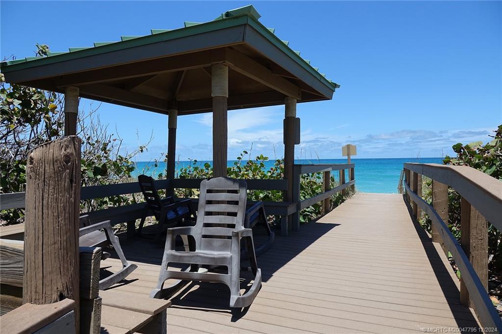 9940 S Ocean Drive 809