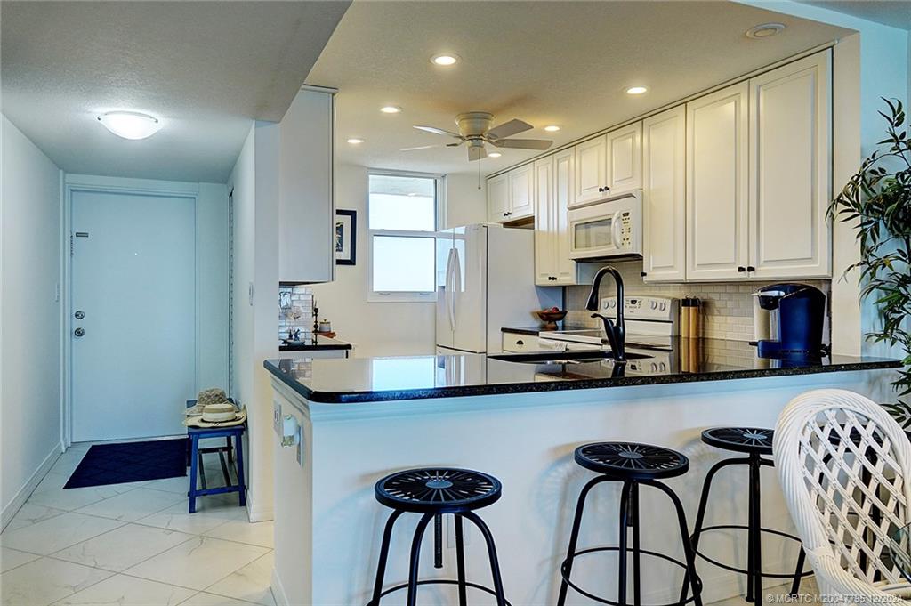 9940 S Ocean Drive 809