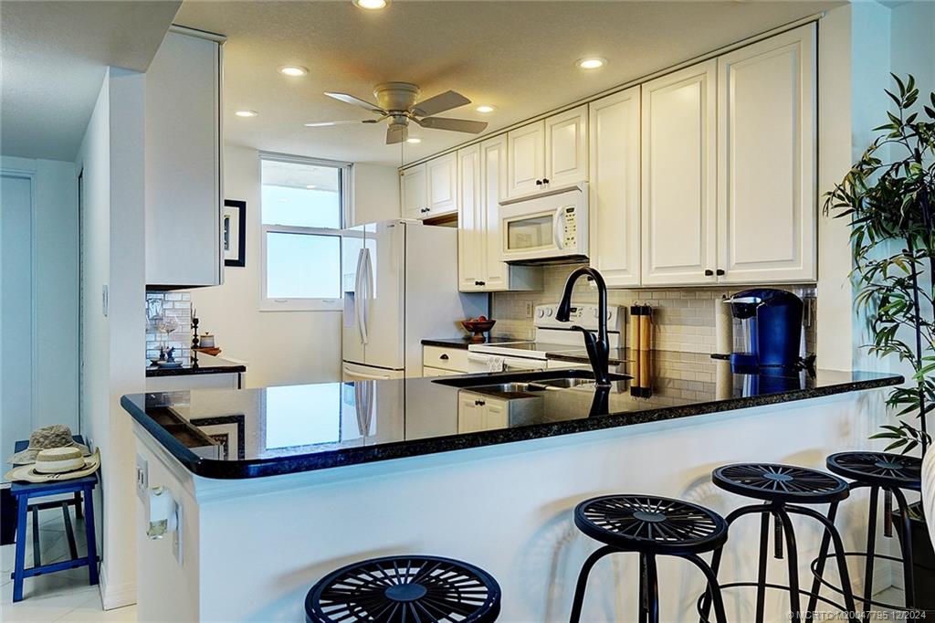 9940 S Ocean Drive 809