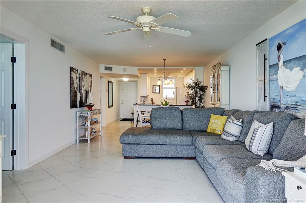 9940 S Ocean Drive 809