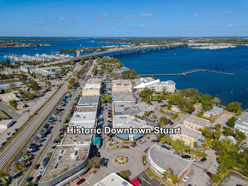 47 SW Osceola Street UN206
