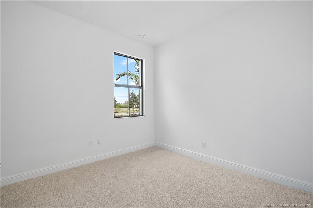 27117 SW Viterbo Way