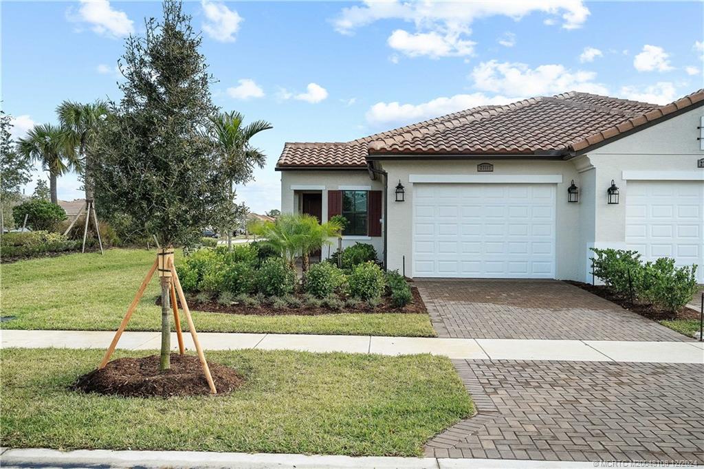 27117 SW Viterbo Way