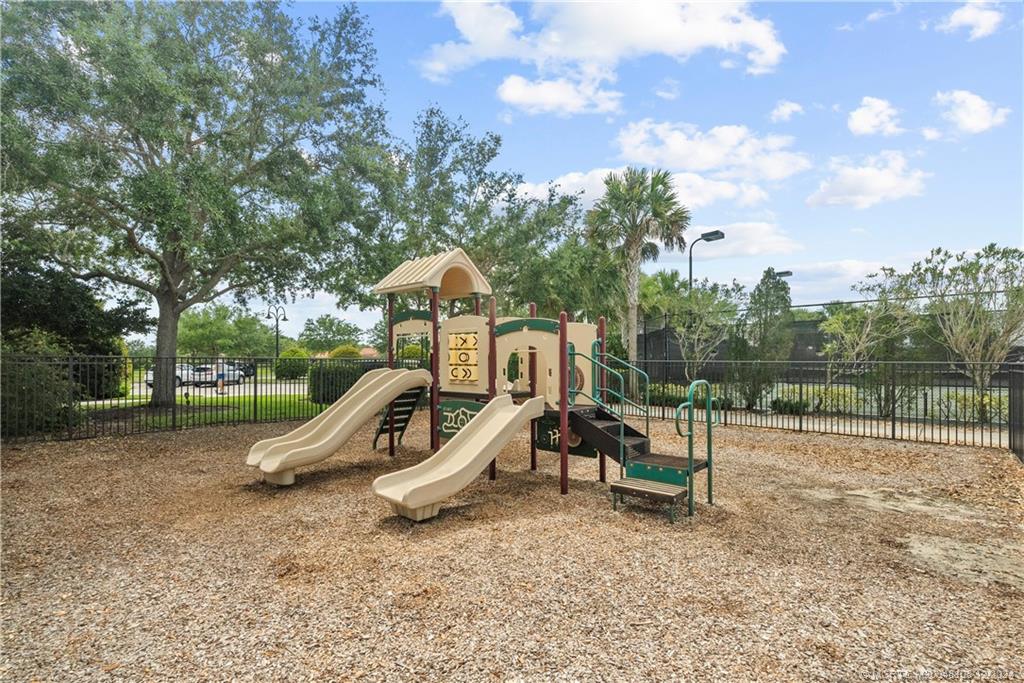 27117 SW Viterbo Way