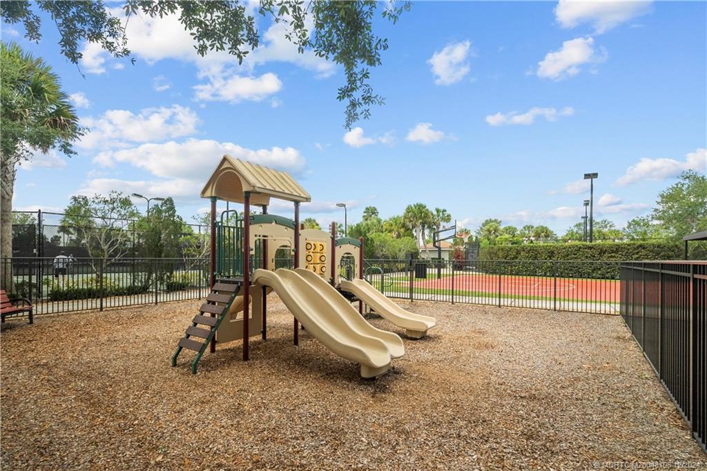27117 SW Viterbo Way