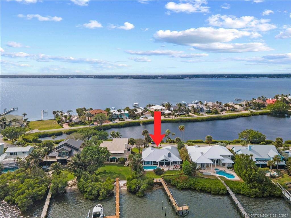 3990 NE Joes Point Road