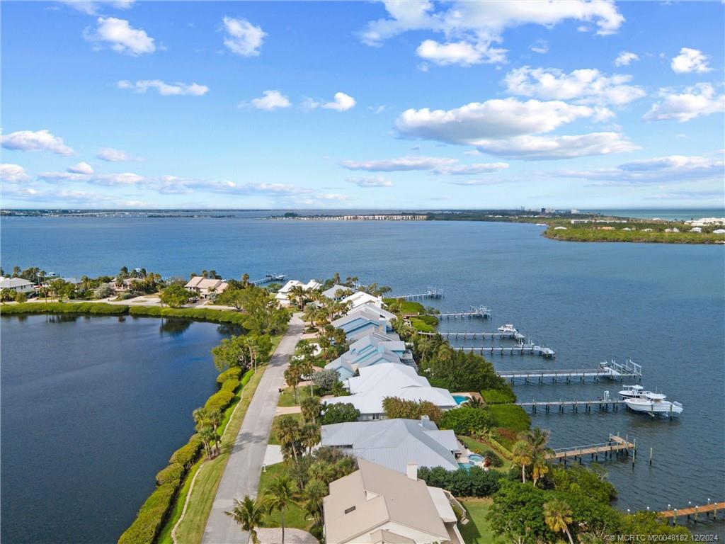 3990 NE Joes Point Road