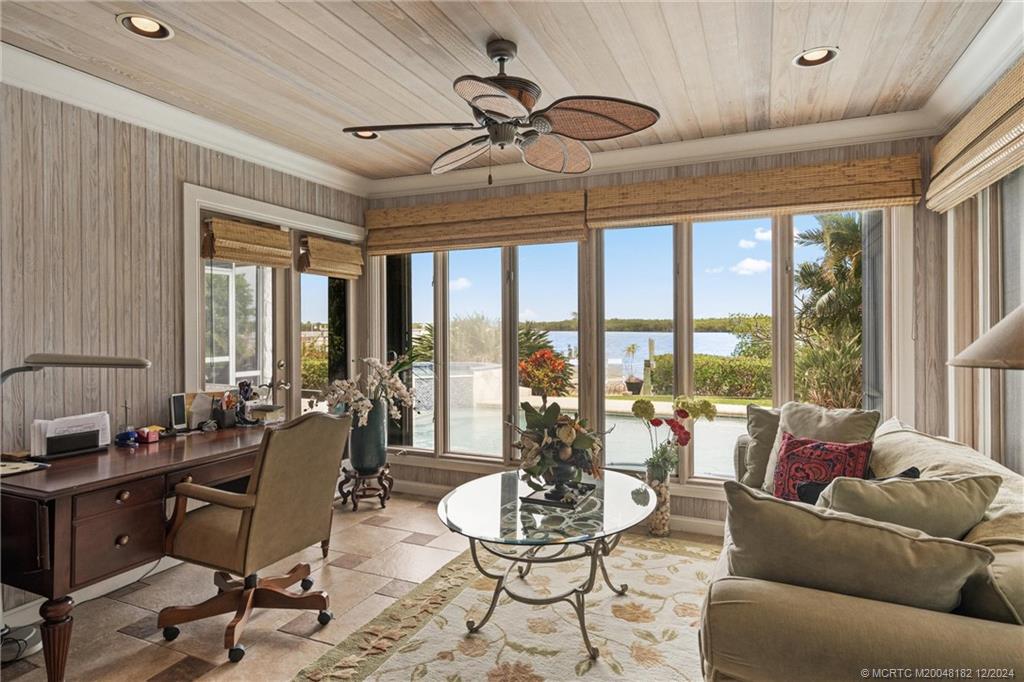 3990 NE Joes Point Road