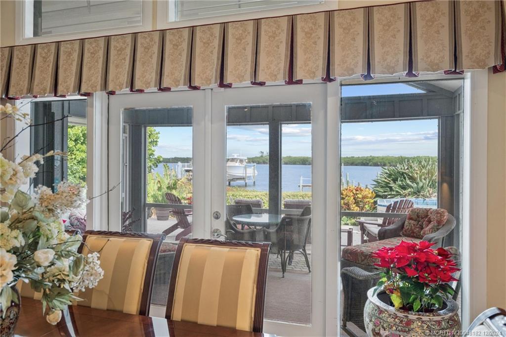 3990 NE Joes Point Road