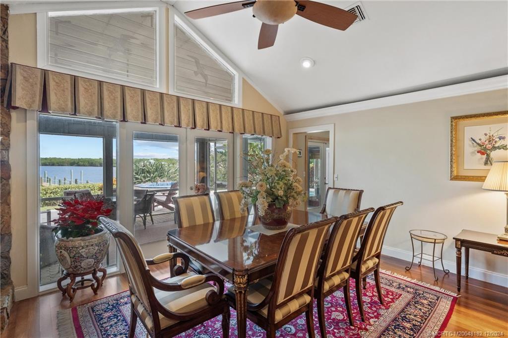 3990 NE Joes Point Road