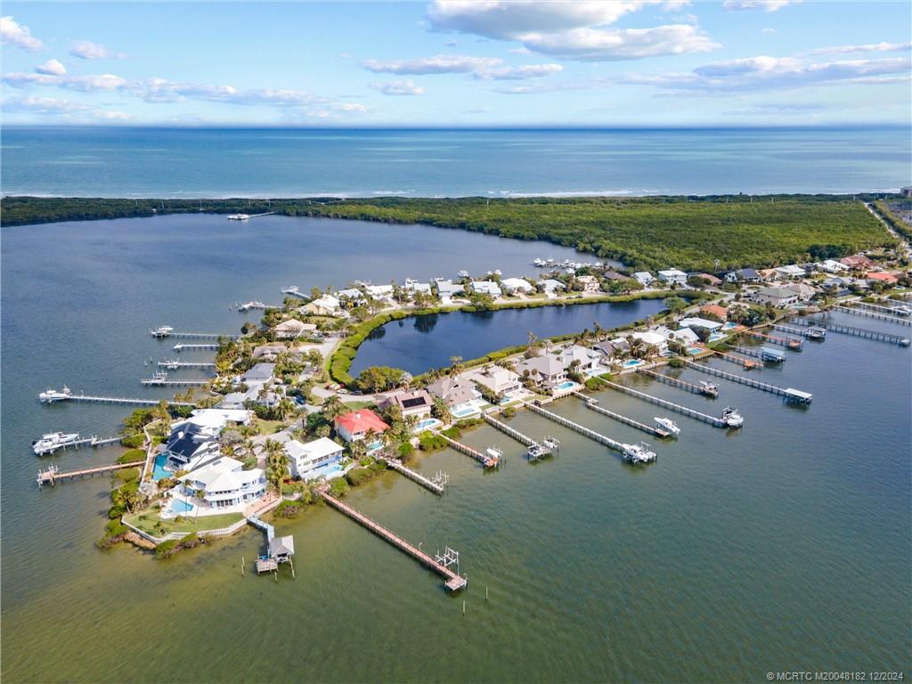 3990 NE Joes Point Road