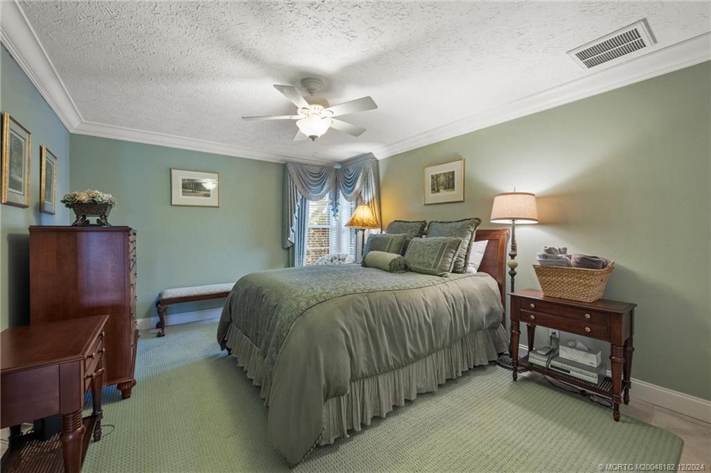 3990 NE Joes Point Road