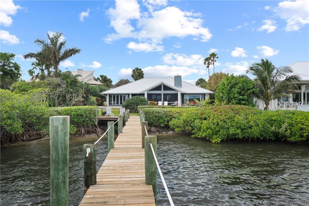 3990 NE Joes Point Road