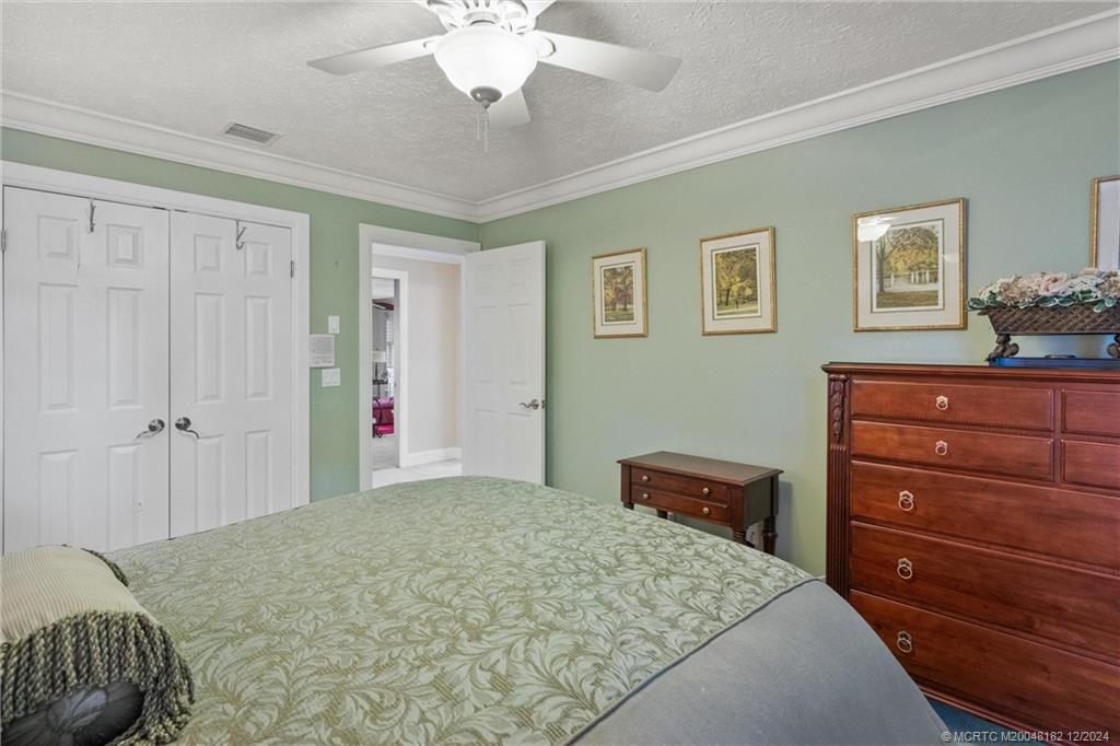 3990 NE Joes Point Road