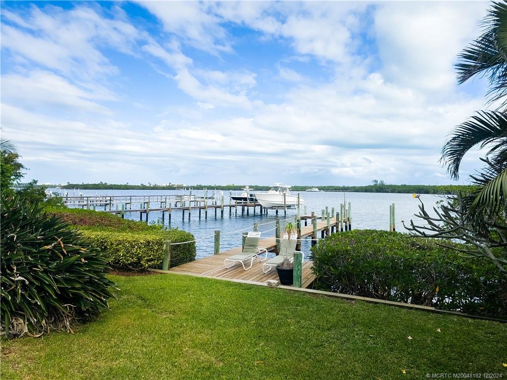 3990 NE Joes Point Road