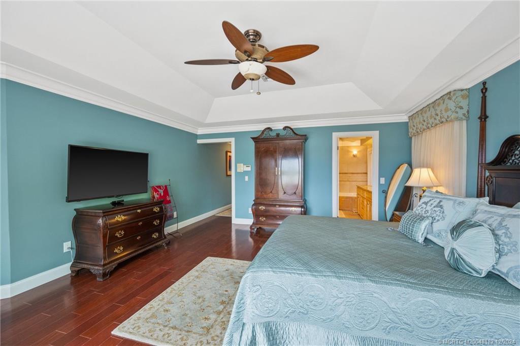 3990 NE Joes Point Road