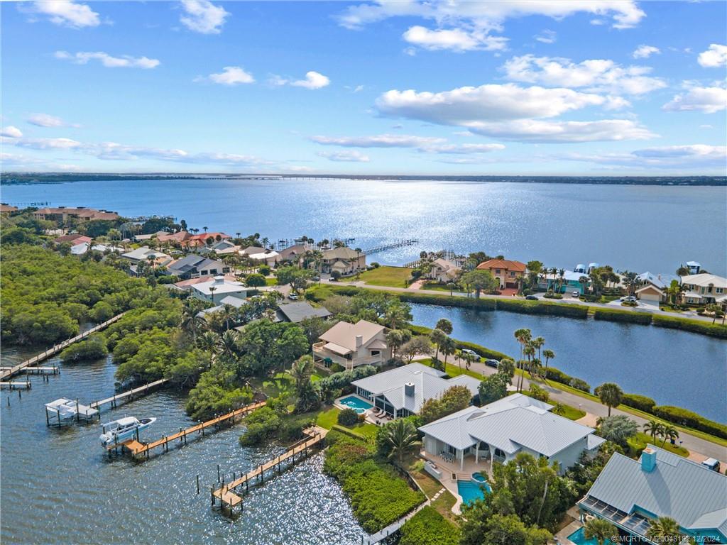 3990 NE Joes Point Road