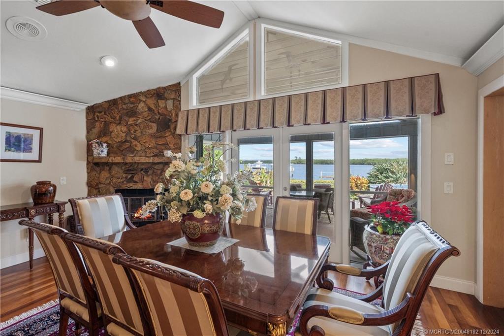 3990 NE Joes Point Road