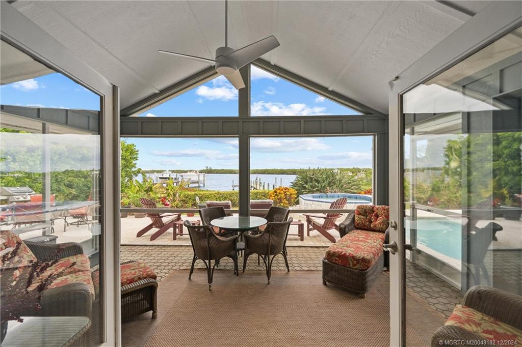 3990 NE Joes Point Road