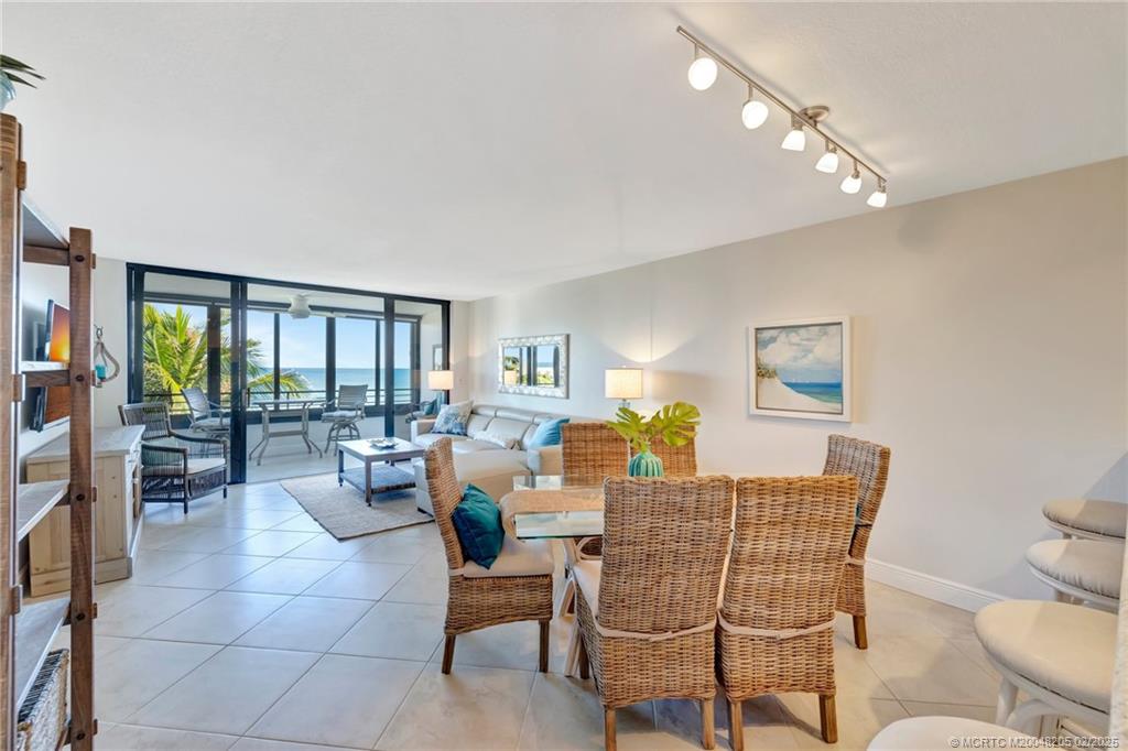 1357 NE Ocean Blvd 301