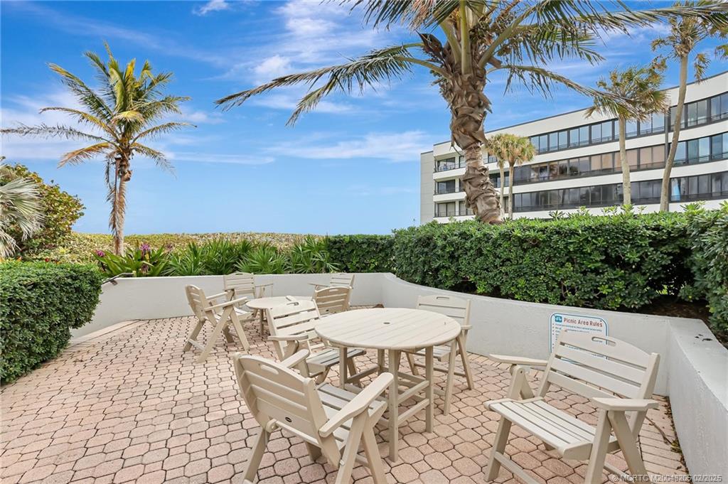 1357 NE Ocean Blvd 301