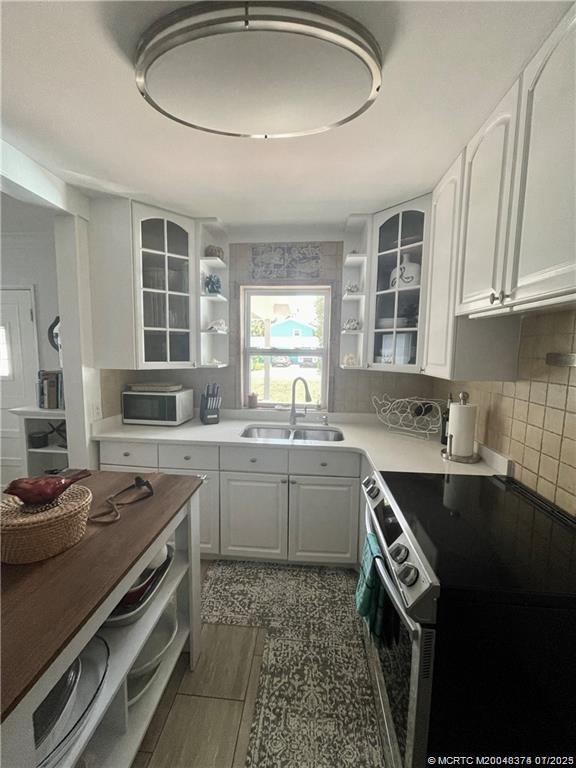 2171 NE Pelican Terrace