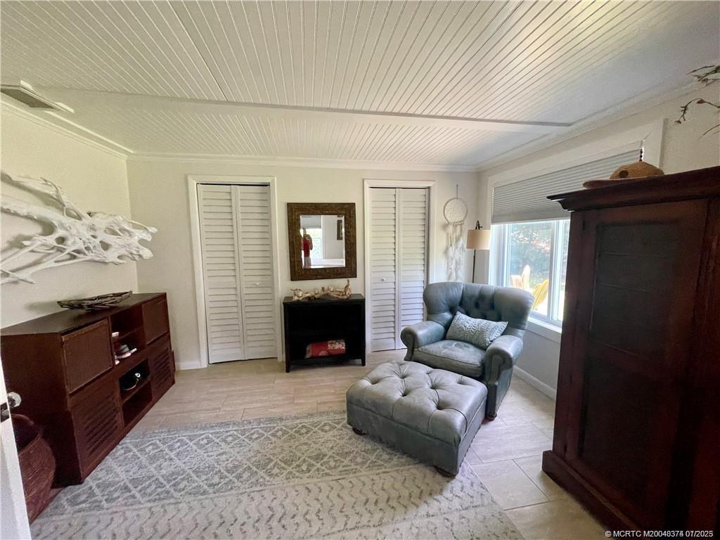 2171 NE Pelican Terrace