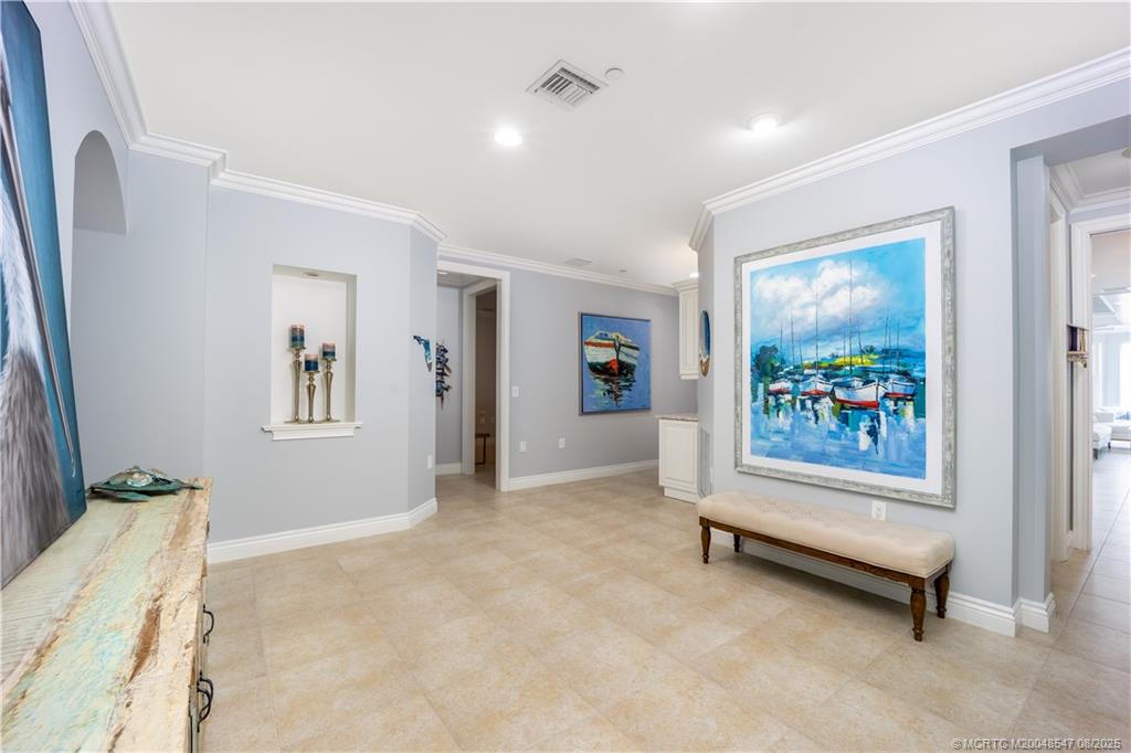 1529 NE Outrigger Landings Drive 304