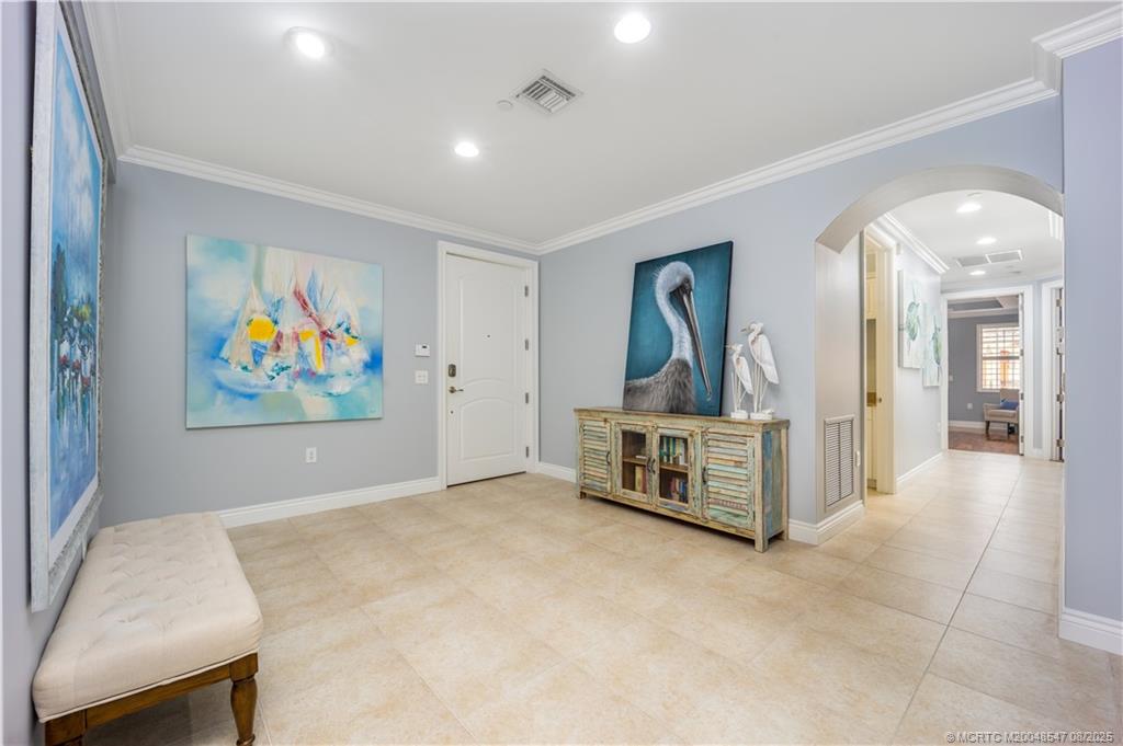 1529 NE Outrigger Landings Drive 304