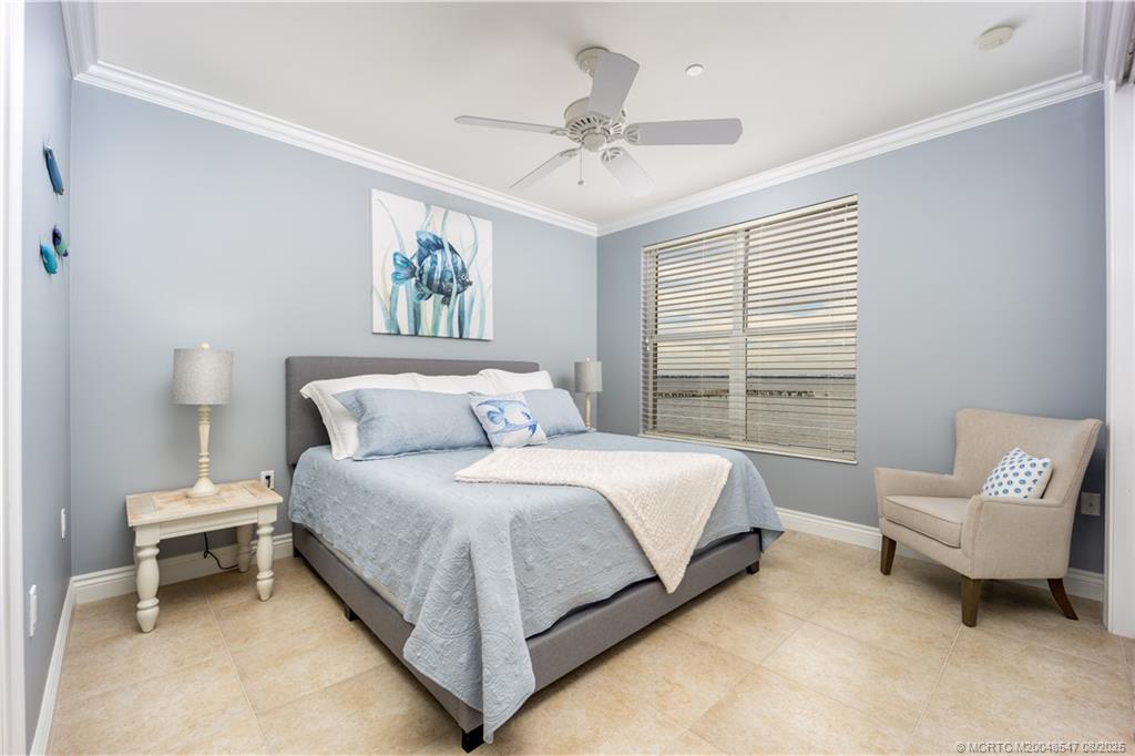 1529 NE Outrigger Landings Drive 304