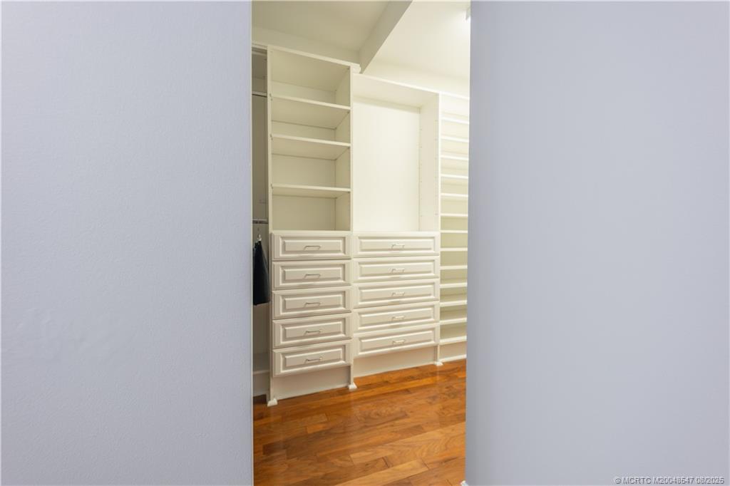 1529 NE Outrigger Landings Drive 304