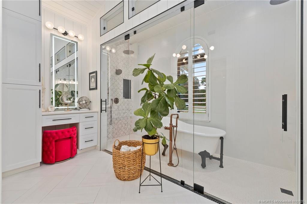 12038 Riverbend Road