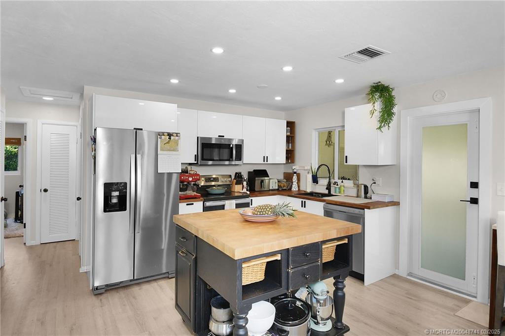 3668 NE Melba Drive