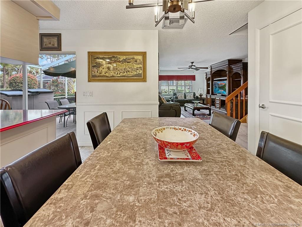 2873 SW Lakemont Place