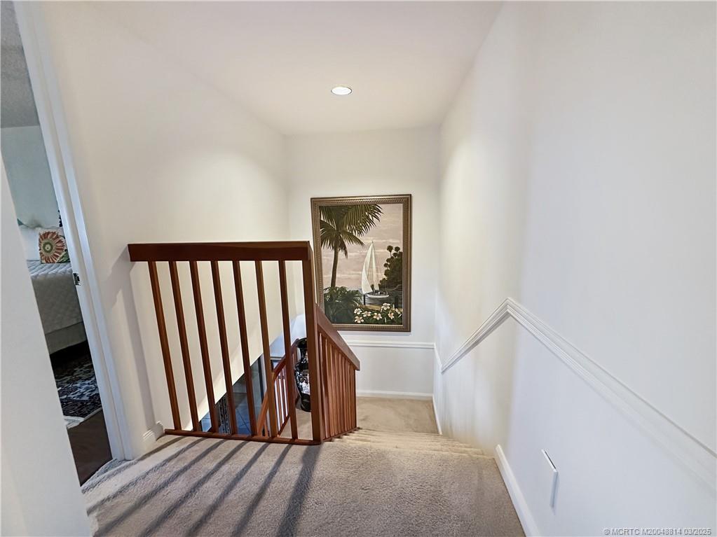 2873 SW Lakemont Place
