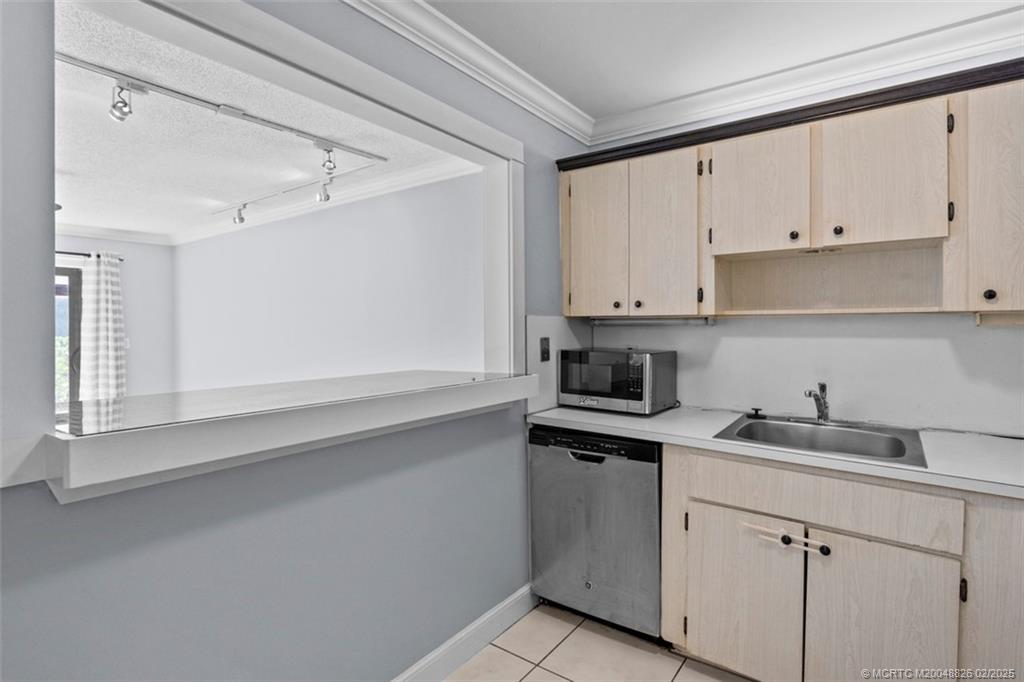800 Fork Road 3-2