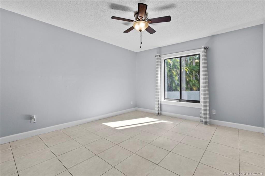 800 Fork Road 3-2