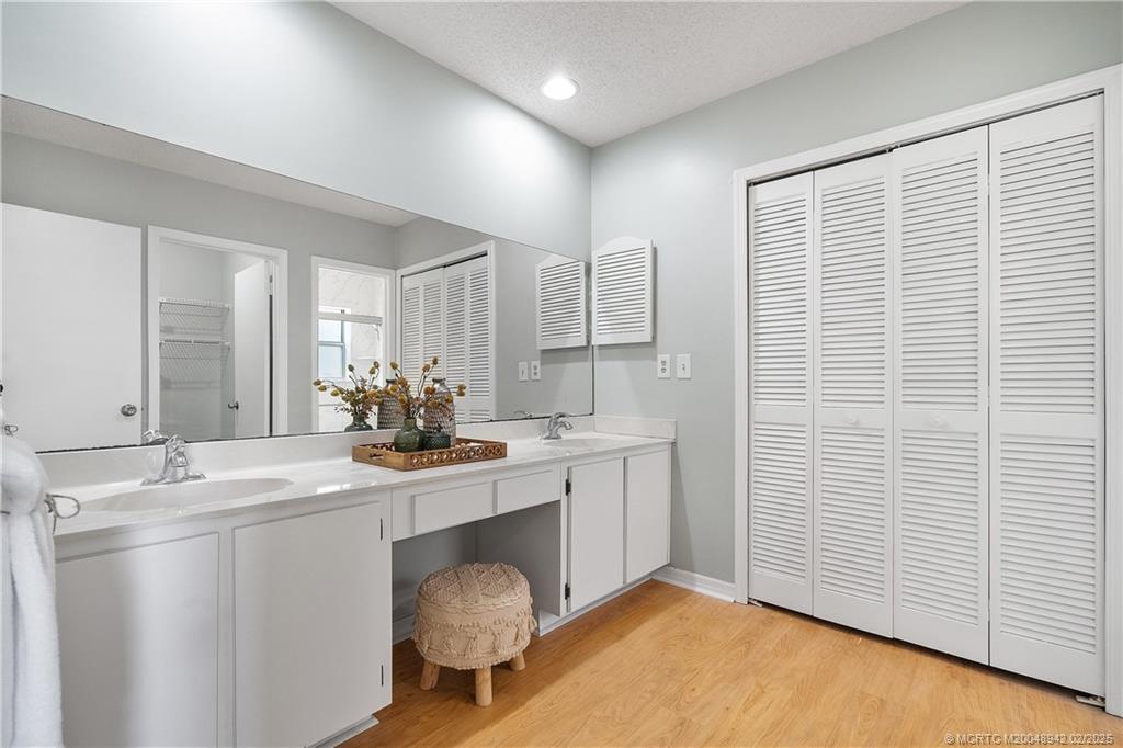 1600 SE Saint Lucie Blvd 307