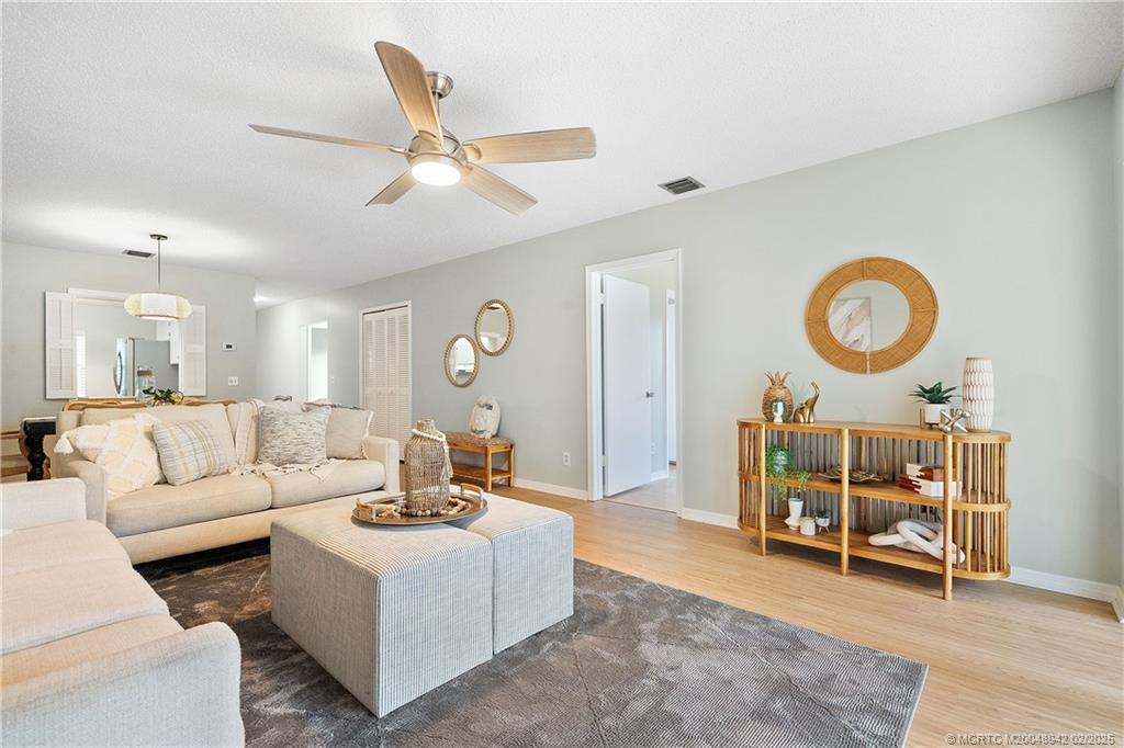 1600 SE Saint Lucie Blvd 307