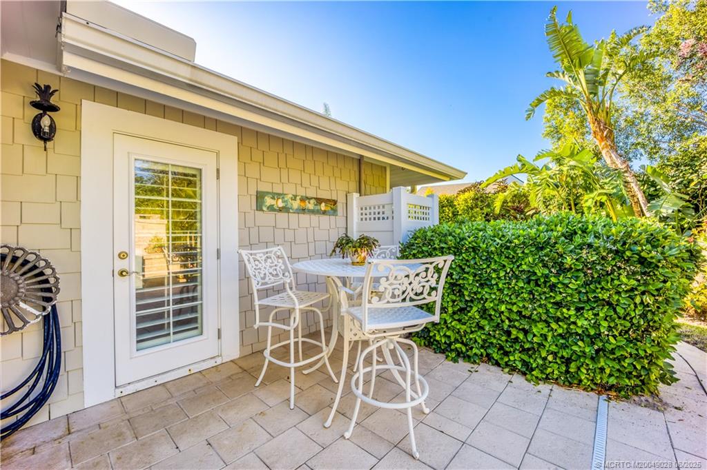 9 Lantana Lane