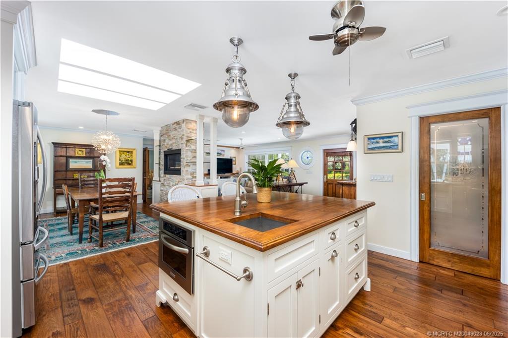 9 Lantana Lane