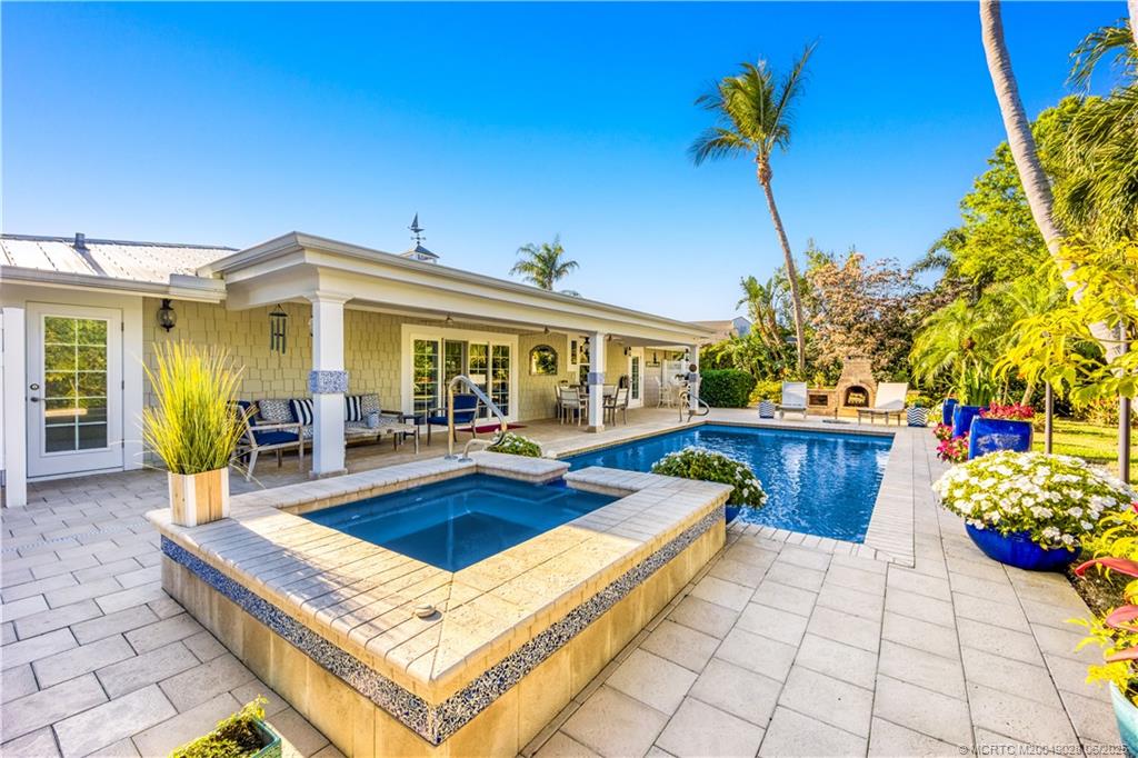 9 Lantana Lane