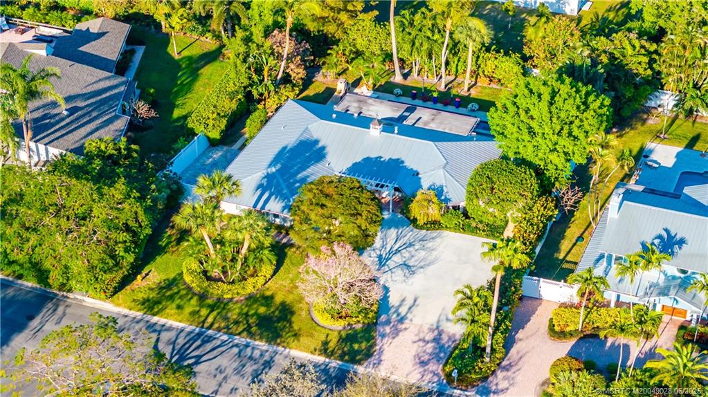 9 Lantana Lane